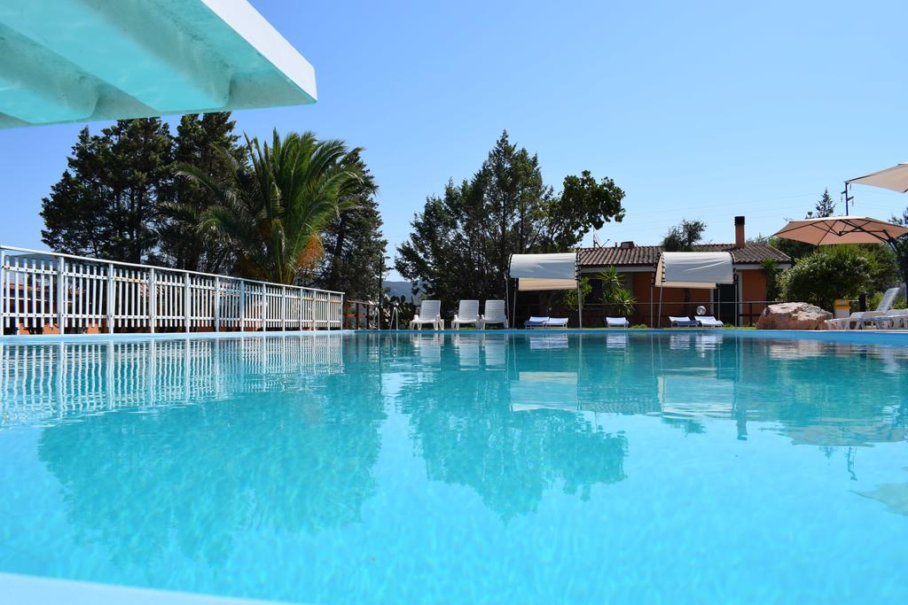 Montiruju 4*